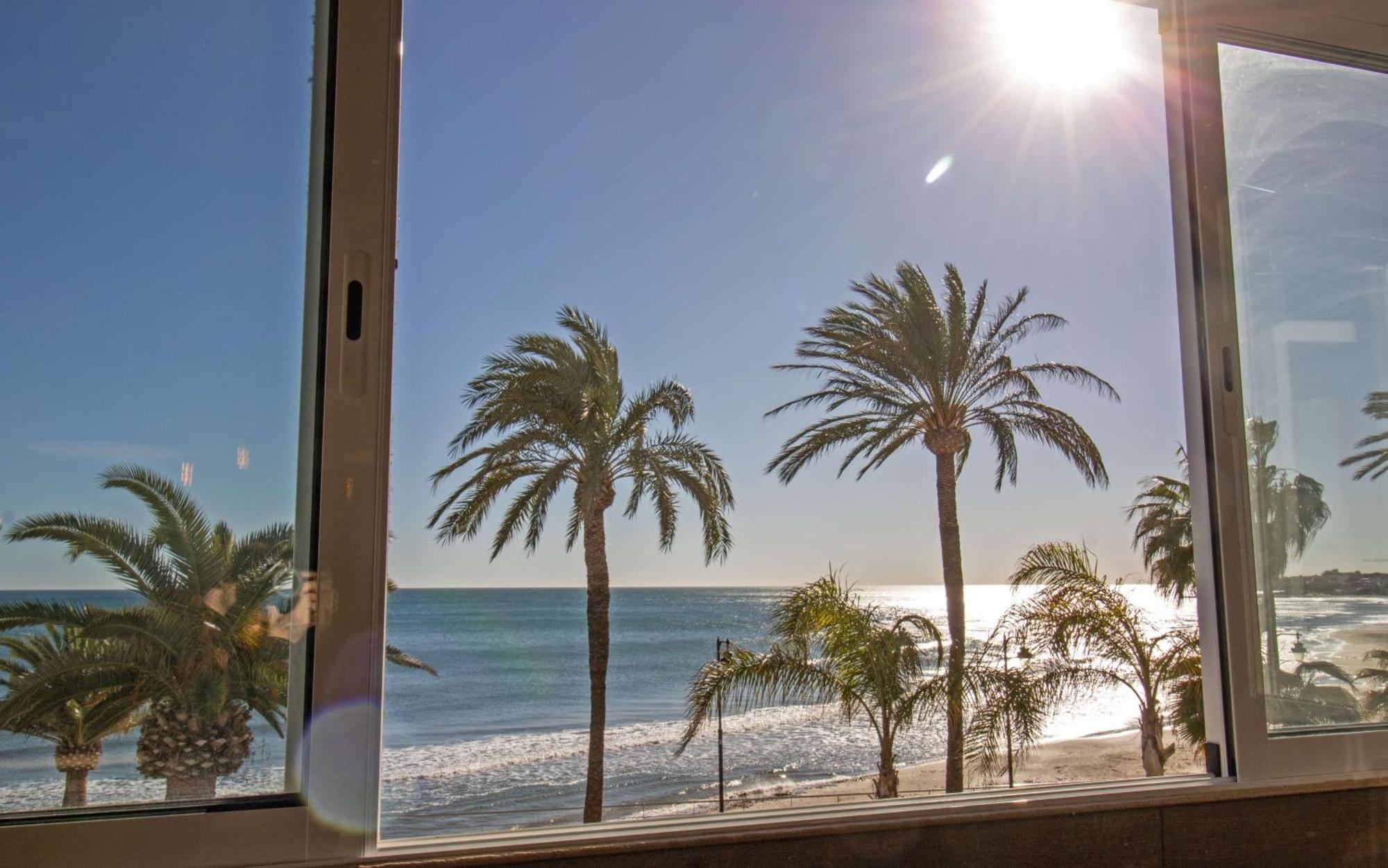 APARTAMENTO EXCLUSIVO EN PRIMERA LINEA PLAYA CARGADOR Albert Villas Alcossebre Esterno foto